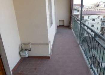 Balcone - Appartamento corso Fratelli Bandiera, Alba - foto 8