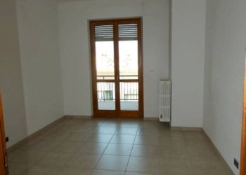 Camera da letto - Appartamento corso Fratelli Bandiera, Alba - foto 17