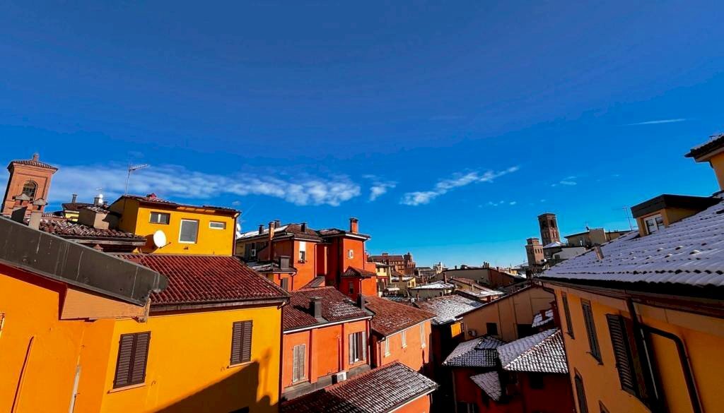 Vista - Appartamento via Guglielmo Oberdan, Bologna (zona Centro Storico) - foto 1