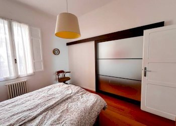 Camera da letto - Three-room apartment via Santa Maria Maggiore, Bologna (neighborhood Centro Storico) - photo 18