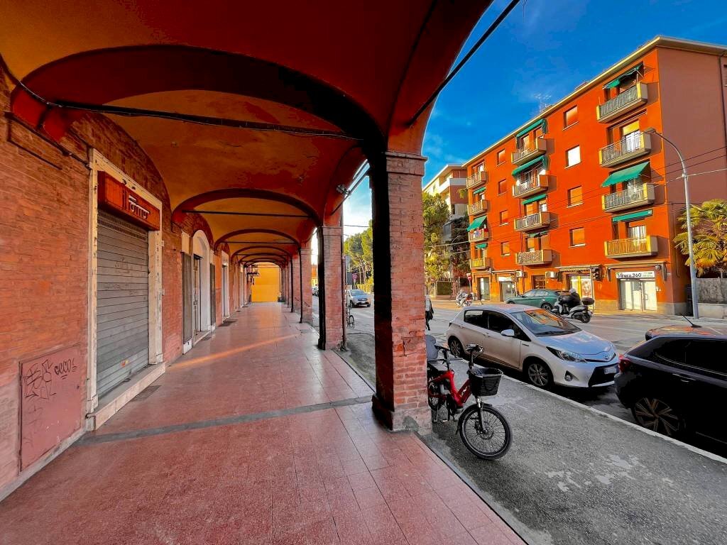 Zona - Negozio via Giuseppe Massarenti, 177, Bologna (zona Massarenti) - foto 3