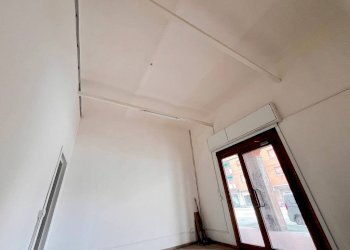 Stanza non arredata - Negozio via Giuseppe Massarenti, 177, Bologna (zona Massarenti) - foto 13