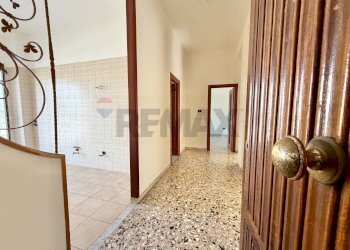 Hall / corridoio - Trilocale CORSO EUROPA
 
141, Marano di Napoli - foto 2