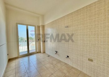 Stanza vuota - Trilocale CORSO EUROPA
 
141, Marano di Napoli - foto 5