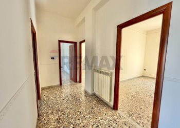 Hall / corridoio - Trilocale CORSO EUROPA
 
141, Marano di Napoli - foto 9