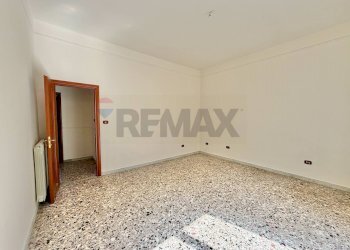 Stanza vuota - Trilocale CORSO EUROPA
 
141, Marano di Napoli - foto 19