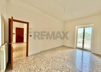 Stanza vuota - Trilocale CORSO EUROPA
 
141, Marano di Napoli - foto 21