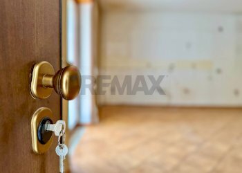 Dettagli - Trilocale VIA GARIGLIANO
 
10, Marano di Napoli - foto 1