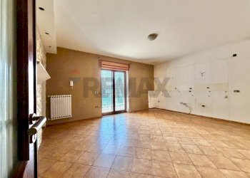 Stanza vuota - Trilocale VIA GARIGLIANO
 
10, Marano di Napoli - foto 2