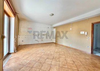 Stanza vuota - Trilocale VIA GARIGLIANO
 
10, Marano di Napoli - foto 4