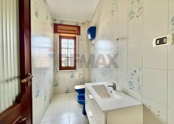 Bagno - Trilocale VIA GARIGLIANO
 
10, Marano di Napoli - foto 21