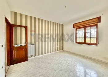 Stanza vuota - Trilocale VIA GARIGLIANO
 
10, Marano di Napoli - foto 28