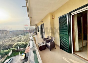 Balcone - Quadrilocale VIA EUGENIO MONTALE
 
26/E, Mugnano di Napoli - foto 7