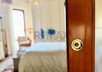 Camera / camera da letto - Quadrilocale VIA EUGENIO MONTALE
 
26/E, Mugnano di Napoli - foto 14