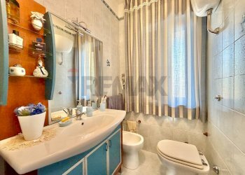 Bagno - Quadrilocale VIA EUGENIO MONTALE
 
26/E, Mugnano di Napoli - foto 31