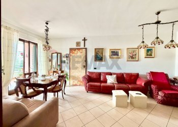 Sala da pranzo - Trilocale VIA GIORDANO BRUNO
 
24, Marano di Napoli - foto 8