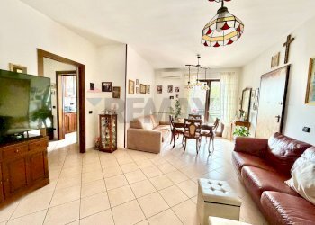 Sala da pranzo - Trilocale VIA GIORDANO BRUNO
 
24, Marano di Napoli - foto 10