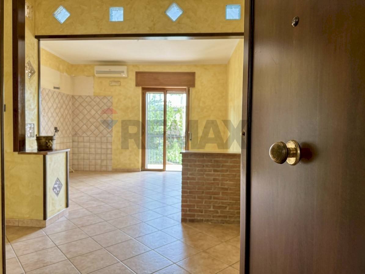 Stanza vuota - Bilocale VICO SCONDITI
 
1, Marano di Napoli - foto 2