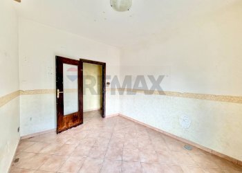 Stanza vuota - Bilocale VICO SCONDITI
 
1, Marano di Napoli - foto 15