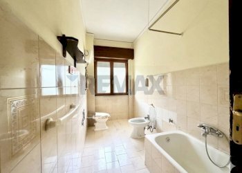 Bagno - Bilocale VICO SCONDITI
 
1, Marano di Napoli - foto 19