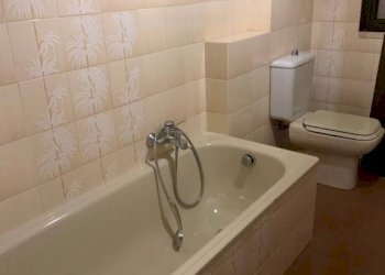 Bagno - Four-room apartment via Chiesa, Castel Maggiore - photo 12