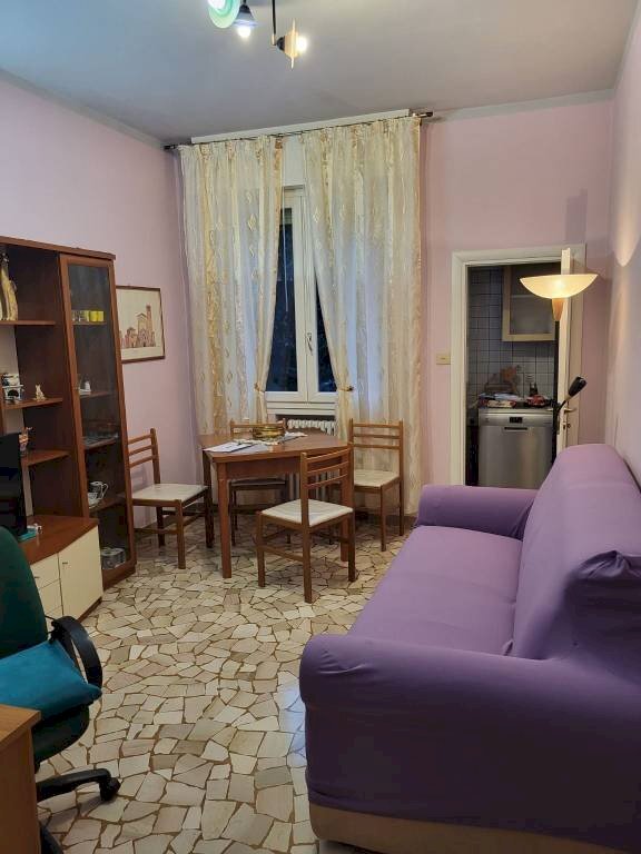 Salone - Trilocale via Emilia Levante, 118, Bologna (zona Mazzini) - foto 1