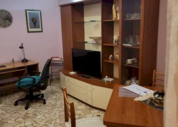 Salone - Trilocale via Emilia Levante, 118, Bologna (zona Mazzini) - foto 2