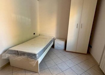 Camera da letto - Trilocale via Giuseppe Massarenti, 45, Bologna (zona Massarenti) - foto 12