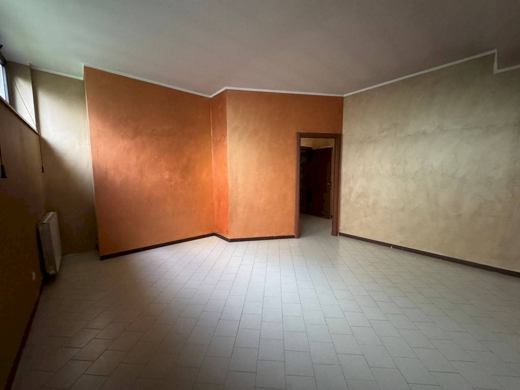 Stanza non arredata - Office via Ludovico Ariosto, 10, Monza - photo 2