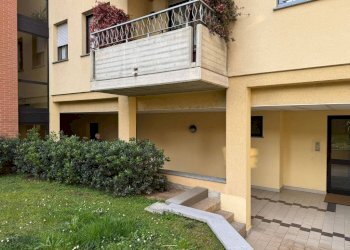 Facciata - Office via Ludovico Ariosto, 10, Monza - photo 14