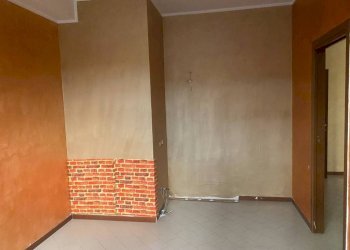 Stanza non arredata - Ufficio via Ludovico Ariosto, 10, Monza - foto 24