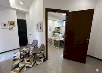 Ingresso - Office via Ludovico Ariosto, 10, Monza - photo 9
