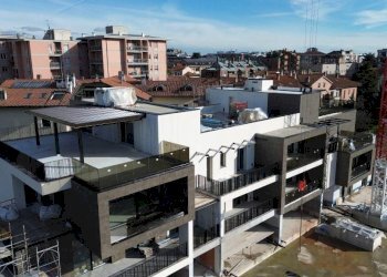 Vista - Attico via Giacomo Medici, 45, Monza (zona Triante) - foto 4