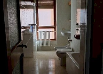 Bagno - Three-room apartment largo Carlo Esterle, 4, Monza - photo 12