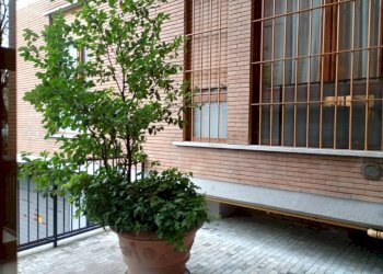 Cortile interno - Three-room apartment largo Carlo Esterle, 4, Monza - photo 16