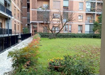 Facciata - Three-room apartment largo Carlo Esterle, 4, Monza - photo 18