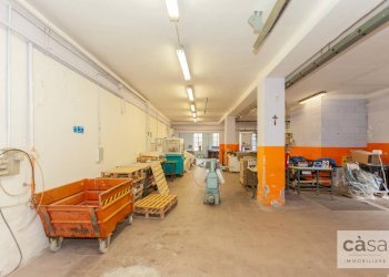 Foto 2 - Capannone Viale Valganna
 
240, Varese - foto 2