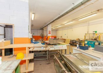 Foto 6 - Capannone Viale Valganna
 
240, Varese - foto 6