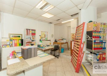 Foto 13 - Capannone Viale Valganna
 
240, Varese - foto 13