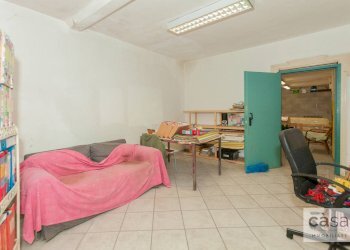 Foto 14 - Capannone Viale Valganna
 
240, Varese - foto 14