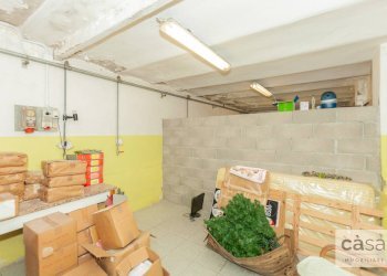 Foto 16 - Capannone Viale Valganna
 
240, Varese - foto 16