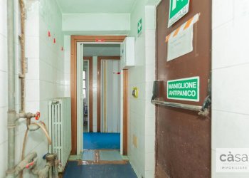 Foto 18 - Capannone Viale Valganna
 
240, Varese - foto 18