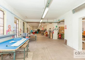 Foto 21 - Capannone Viale Valganna
 
240, Varese - foto 21