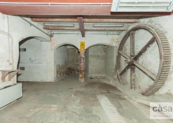 Foto 34 - Capannone Viale Valganna
 
240, Varese - foto 34