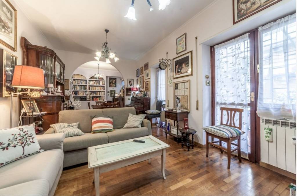 Salone - Quadrilocale via Francesco Ripandelli, Roma - foto 1