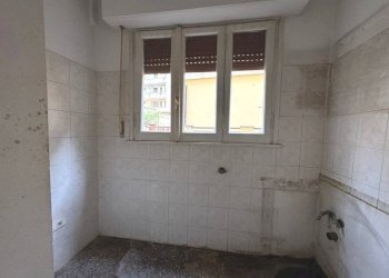 Cucina - Bilocale via Vigevano, Roma - foto 10