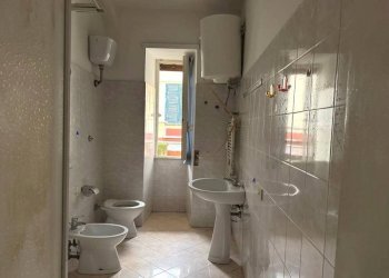 Bagno - Bilocale via Vigevano, Roma - foto 17