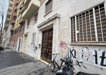 Facciata - Bilocale via Vigevano, Roma - foto 18