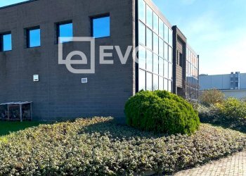 Foto 2 - Capannone via Giovanni Antonio Pilacorte
 
13, Fagagna - foto 2