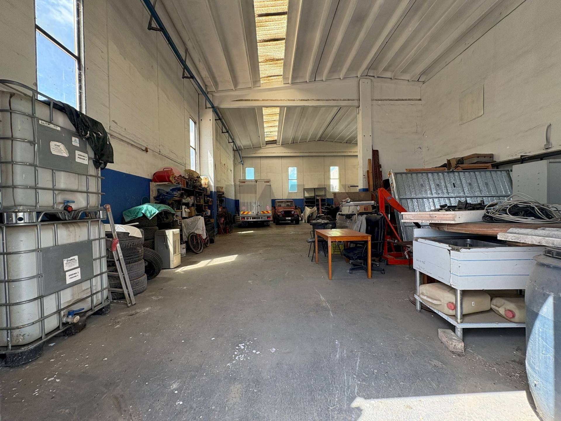 Parcheggio - Capannone Strada Provinciale 86, San Pietro Vernotico - foto 1